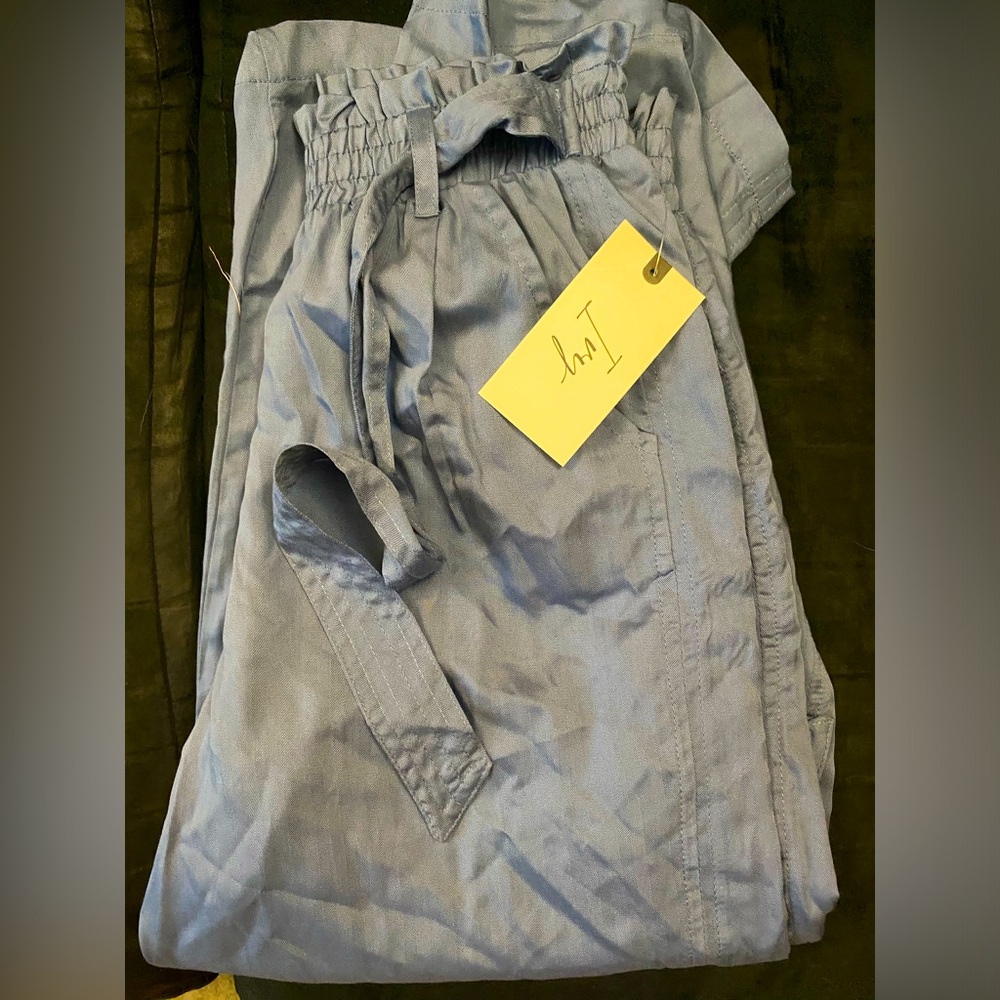 Size small womans loose wide leg pants